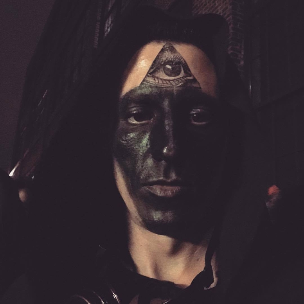 Meet your Posher, Hunor